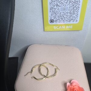 Twisted Hoop Earrings – 25mm, 1.3g